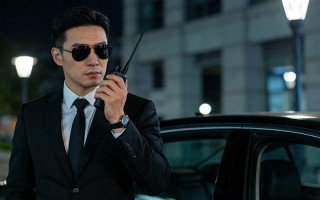 贴身保镖 贴身保镖英国电视剧？